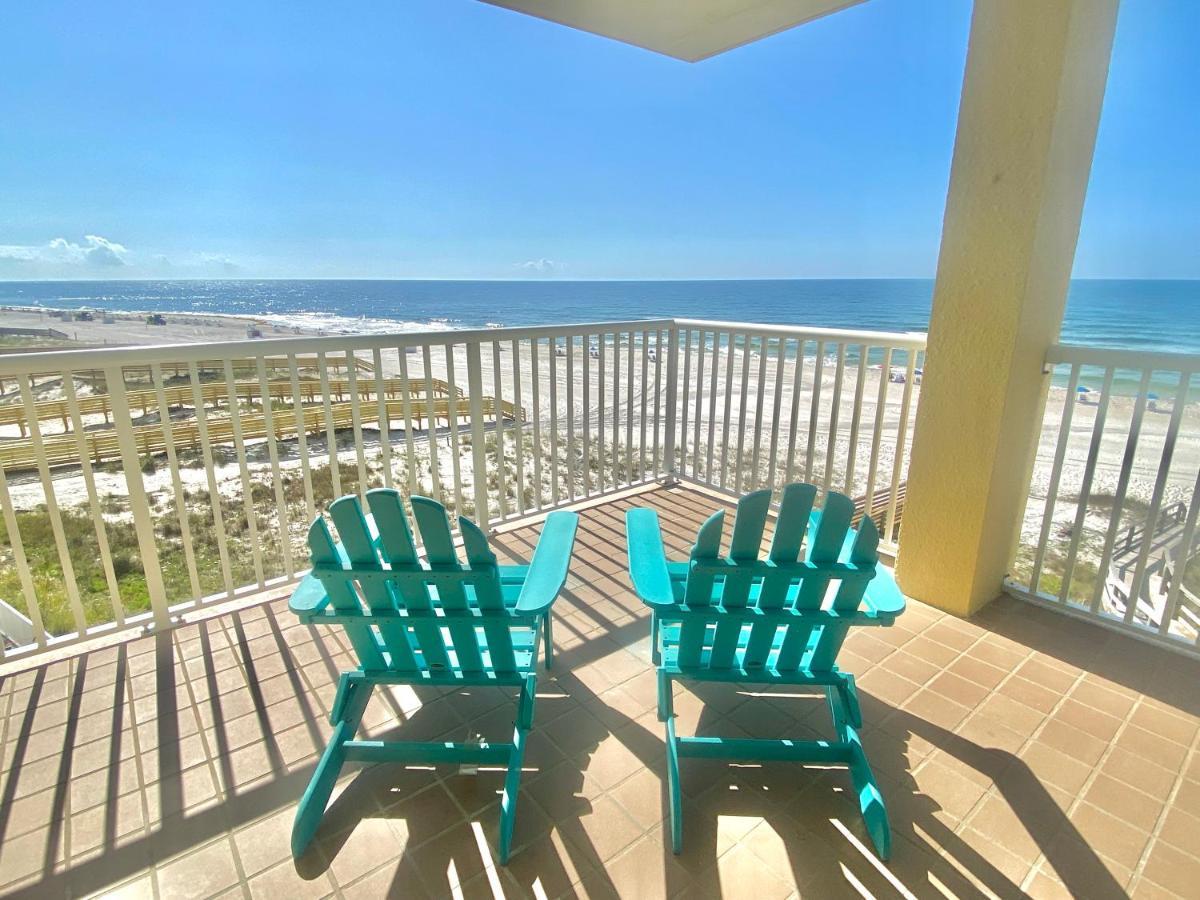 Summer House 401a: Beachfront Corner With Panoramic Balcony Holiday home *